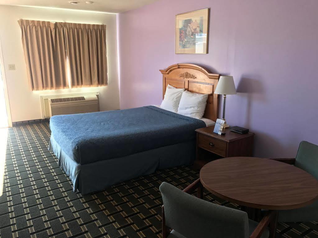 Western Inn South Kearney Esterno foto